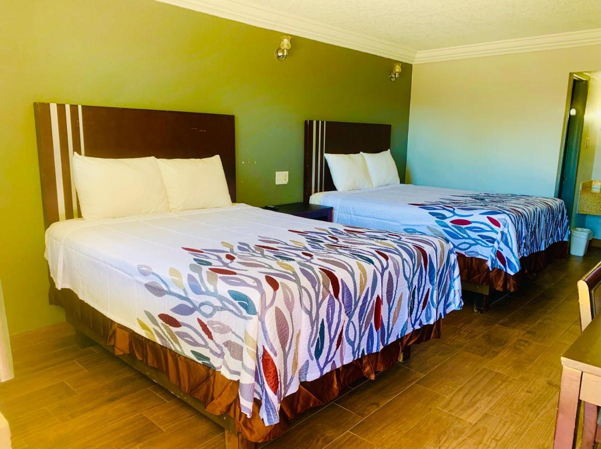 Budget Inn And Suites Crowley Екстер'єр фото