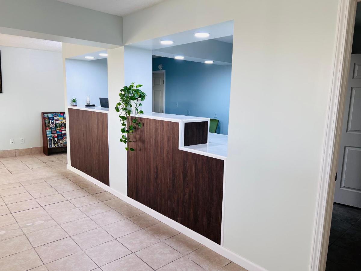 Budget Inn And Suites Crowley Екстер'єр фото
